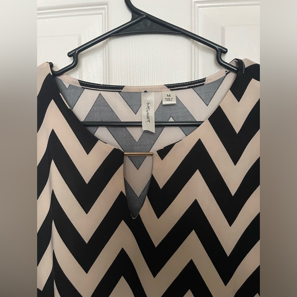 Casual dress size M, 95% polyester, 5%  spandex.